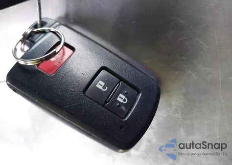 2018 Toyota Rav4 Hv Le from USA, damaged, VIN JTMRJREV6JD211355